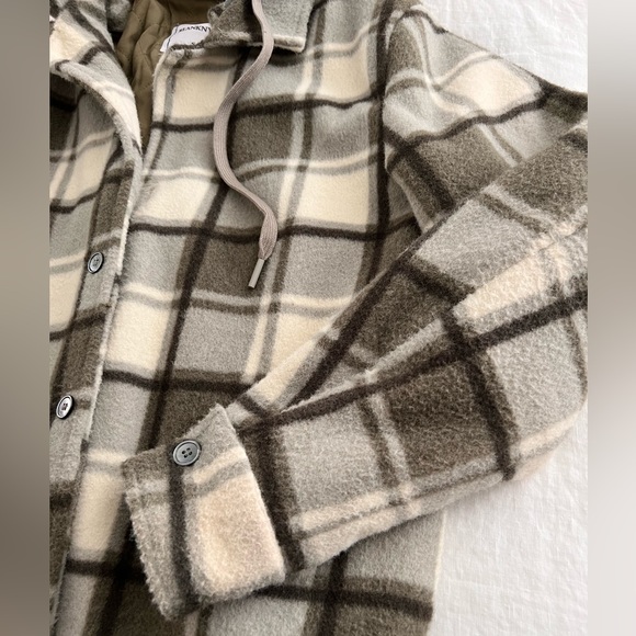 BlankNYC mens shirt jacket in plaid, relaxed fit, size small - Picture 5 of 7